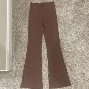 Lululemon Groove Super High Rise Flared Pant Nulu SIZE 8